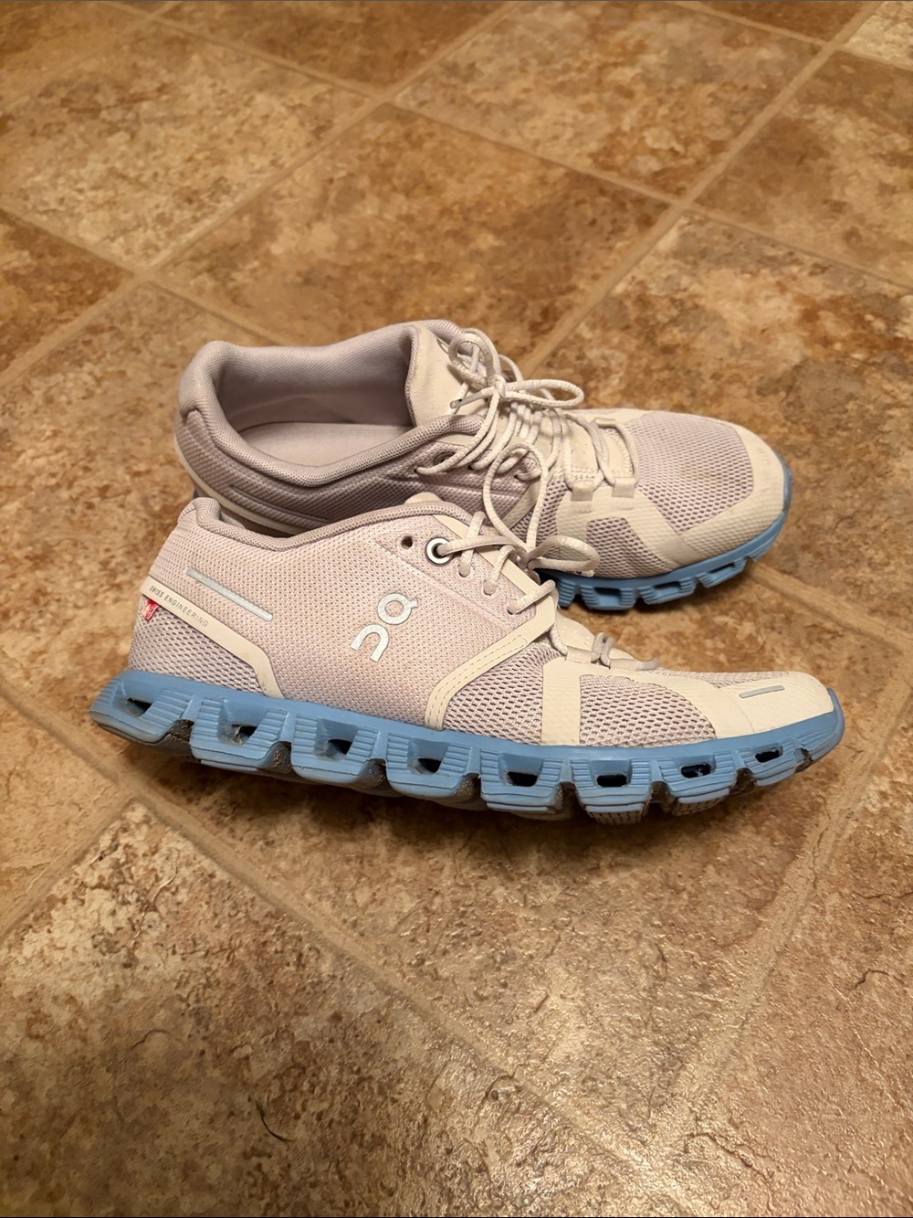 ON Cloud Running Shoes